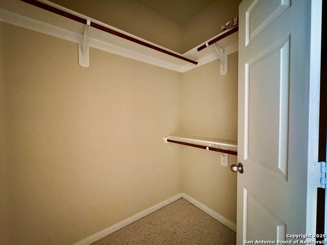 Listing photo id 26 for 6160 Eckhert  Apt 103