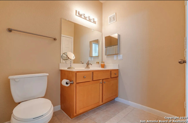 Listing photo id 47 for 6160 Eckhert  Apt 103