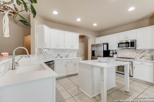 Listing photo id 11 for 24735 Buck Crk