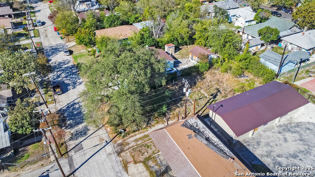 Image 8 of 8 For 439 Buckingham Ave