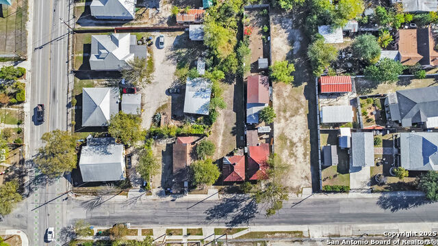 Image 3 of 4 For 814 Mesquite St S