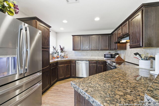 Image 12 of 48 For 2183 Hiline