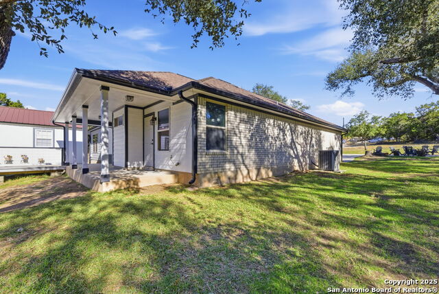 Image 38 of 48 For 2183 Hiline