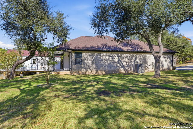 Image 41 of 48 For 2183 Hiline