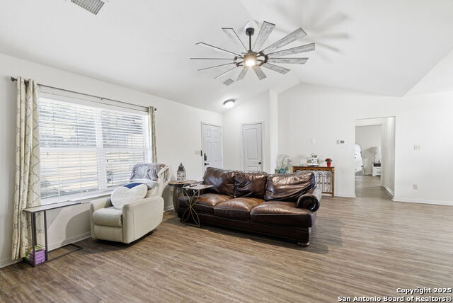 Image 6 of 48 For 2183 Hiline