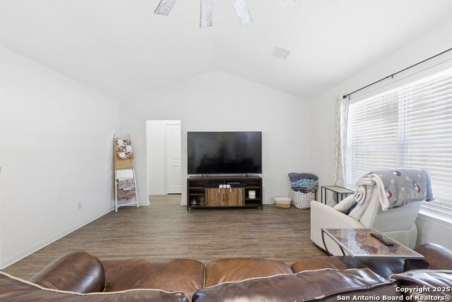 Image 8 of 48 For 2183 Hiline