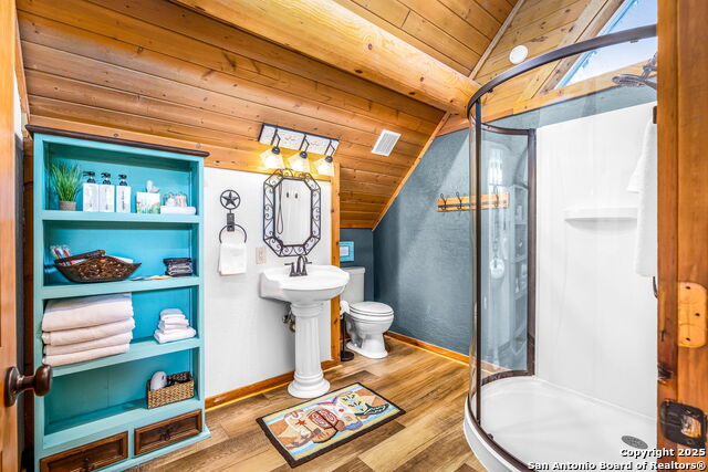 Image 23 of 44 For 14460 River  