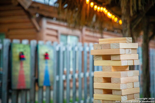 Image 25 of 44 For 14460 River  