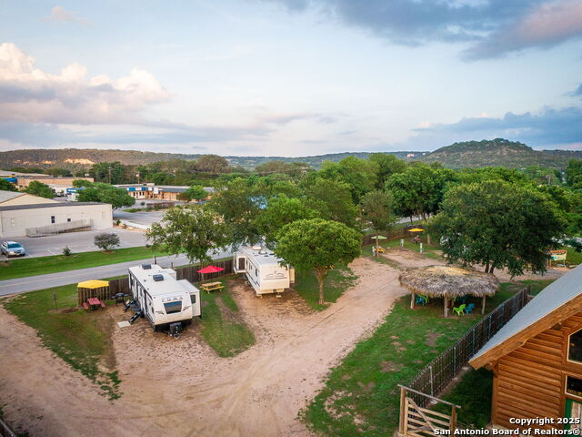 Image 31 of 44 For 14460 River  