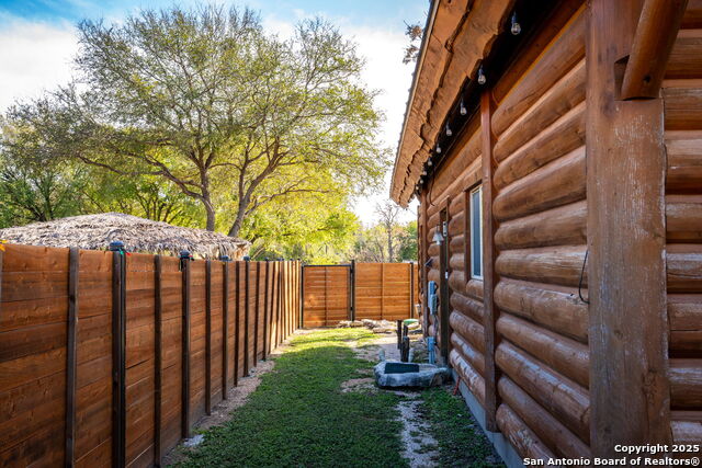 Image 9 of 44 For 14460 River  