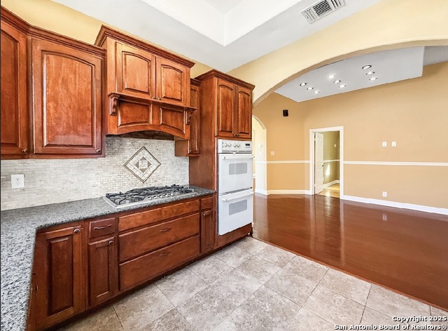 Image 31 of 40 For 101 Upson