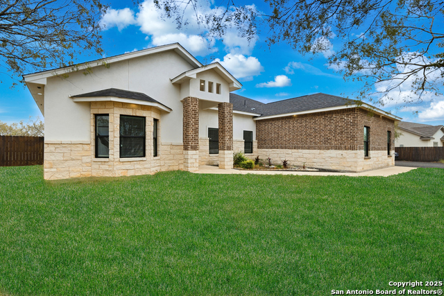 Image 4 of 38 For 128 Hidden Ranch