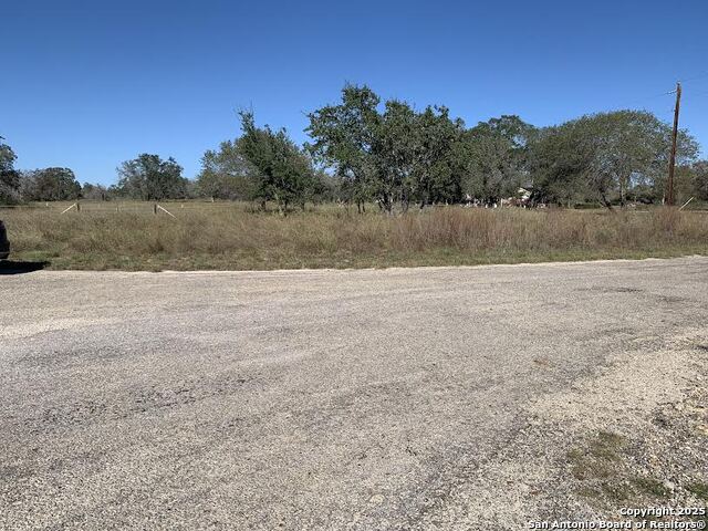 Details for 203 Cr 789  , Natalia, TX 78059