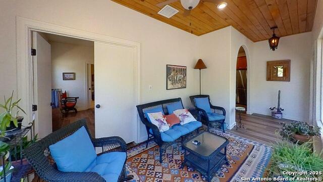 Image 41 of 50 For 111 Clydesdale