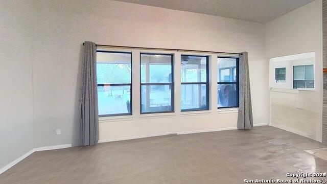 Image 8 of 50 For 111 Clydesdale