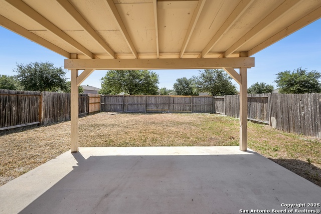 Image 18 of 19 For 11438 Country