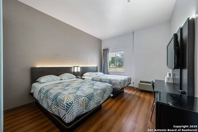 Image 14 of 24 For 126 Kenley