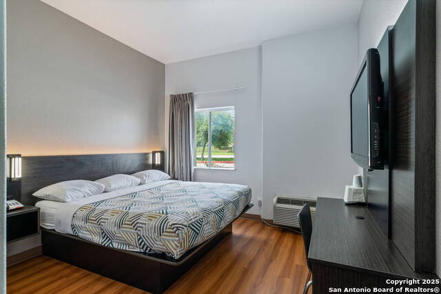 Image 18 of 24 For 126 Kenley