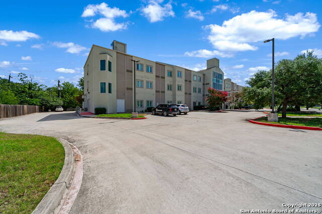 Image 2 of 24 For 126 Kenley