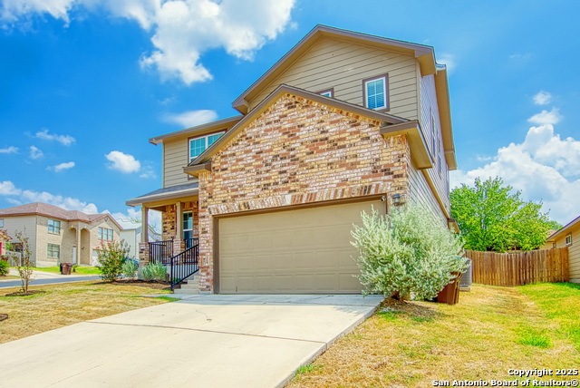 Image 3 of 44 For 8037 Falcon Meadow Dr