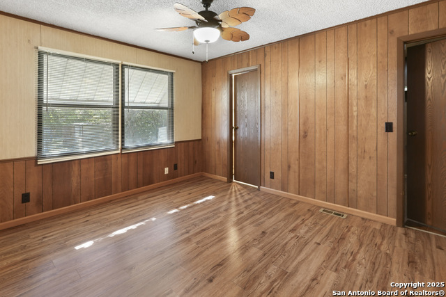 Image 11 of 12 For 16240 San Pedro 220