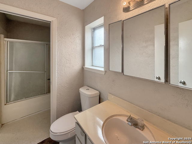 Image 16 of 23 For 6530 Robin Frst