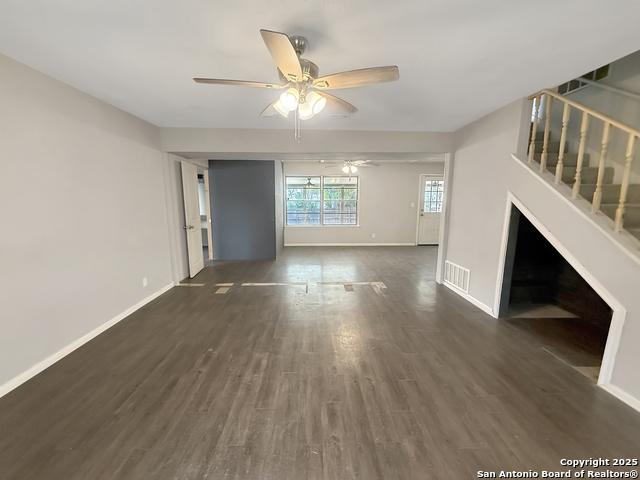 Image 5 of 23 For 6530 Robin Frst