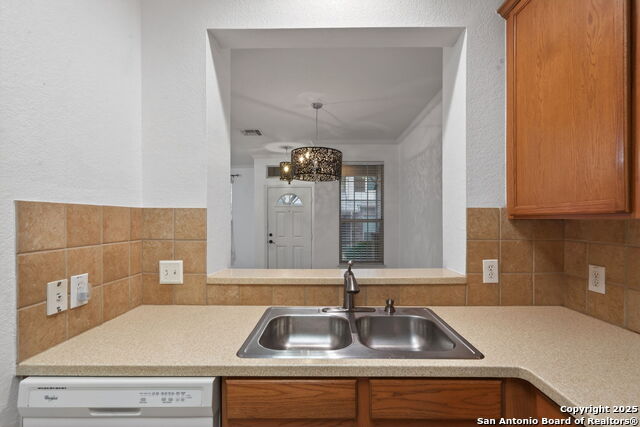 Image 10 of 27 For 2642 Grayson Way