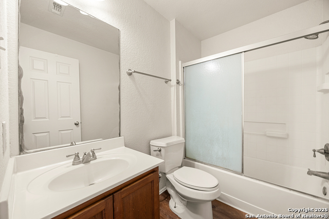 Image 35 of 51 For 3734 Grissom Oaks