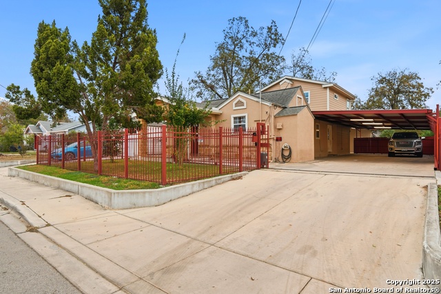 Image 2 of 27 For 1314 W Theo Ave