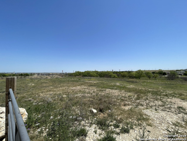 Image 4 of 6 For 0 Lookout