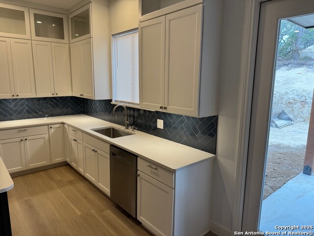 Image 3 of 9 For 8221 Old Austin Road