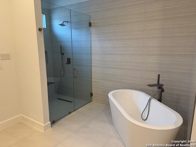 Image 6 of 9 For 8221 Old Austin Road