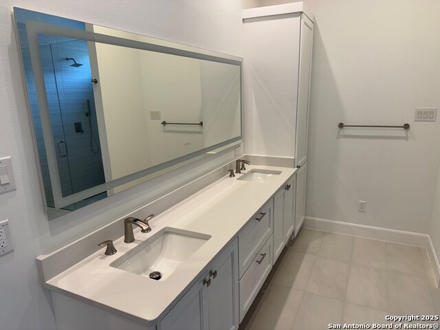 Image 7 of 9 For 8221 Old Austin Road