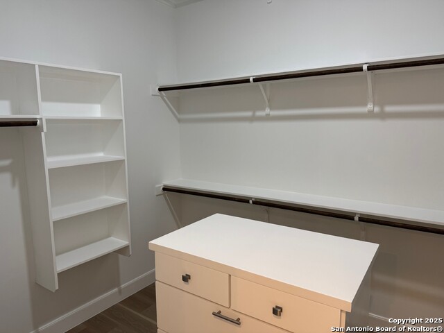 Image 8 of 9 For 8221 Old Austin Road