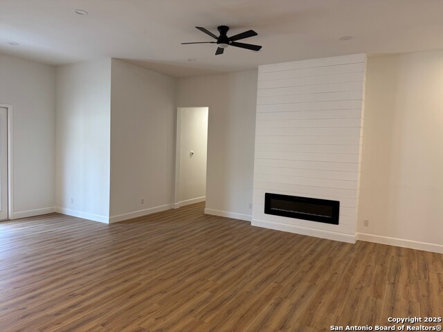 Image 4 of 9 For 8227 Old Austin Road