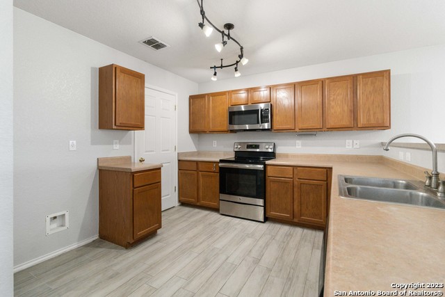 Listing photo id 15 for 6734 Loma Vino