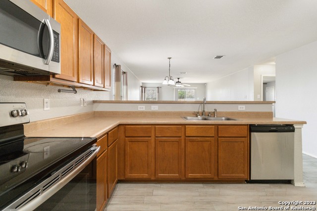 Listing photo id 16 for 6734 Loma Vino