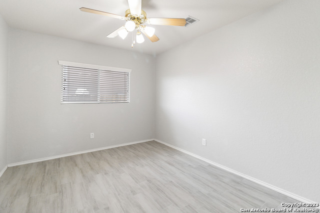 Listing photo id 21 for 6734 Loma Vino