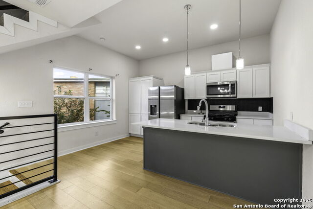 Image 11 of 31 For 100 Lewis St. Bldg #7