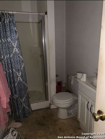 Image 12 of 14 For 126 Sims Ave