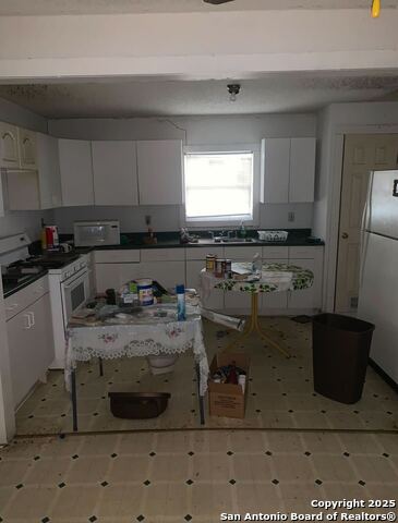 Image 9 of 14 For 126 Sims Ave