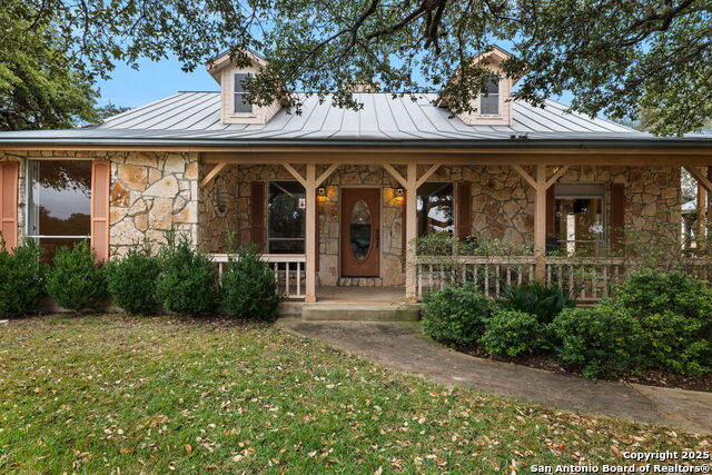 Image 3 of 44 For 115 Sage Oaks Trail