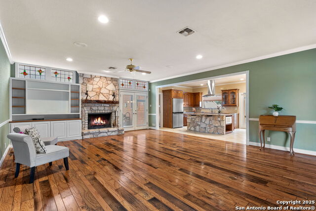 Image 6 of 44 For 115 Sage Oaks Trail