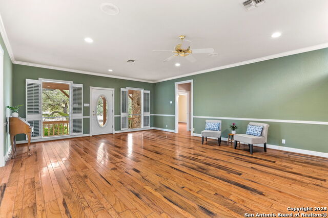 Image 7 of 44 For 115 Sage Oaks Trail