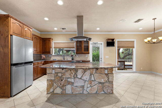 Image 8 of 44 For 115 Sage Oaks Trail