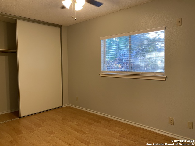 Image 24 of 30 For 13303 Pecan Glade