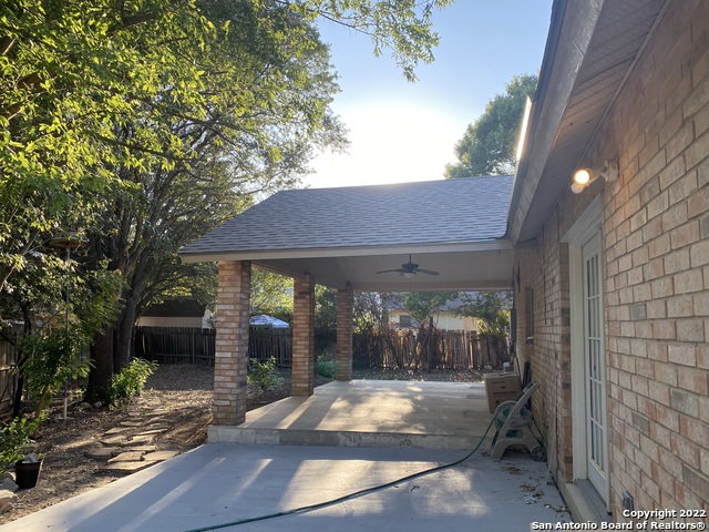 Image 27 of 30 For 13303 Pecan Glade