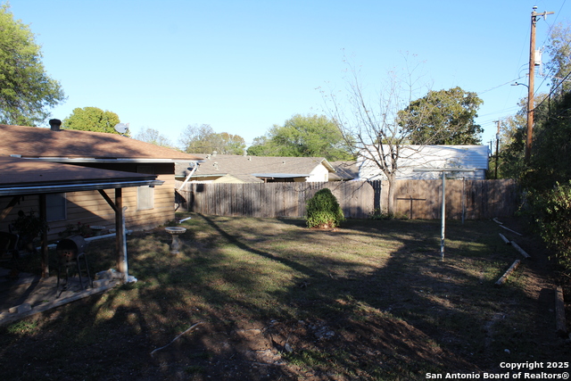 Image 16 of 26 For 5906 Gabor