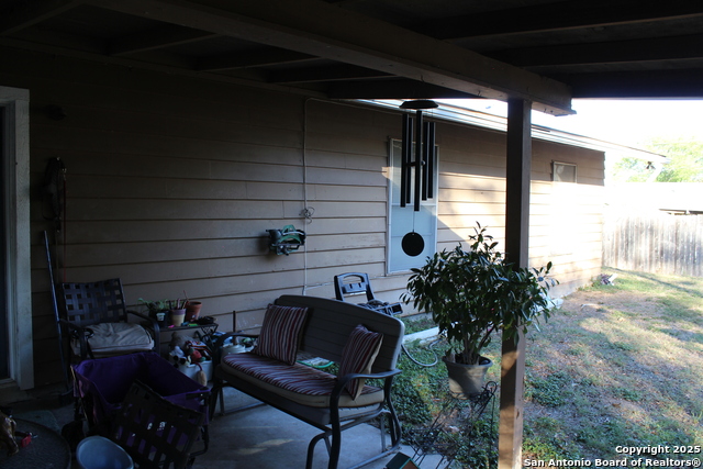 Image 18 of 26 For 5906 Gabor